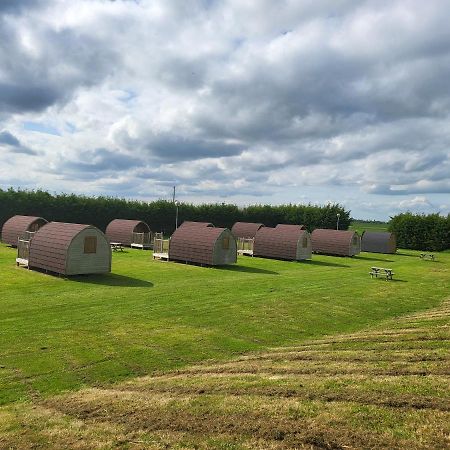 Rustic Pods Riverview Holiday Park Линкълн Екстериор снимка