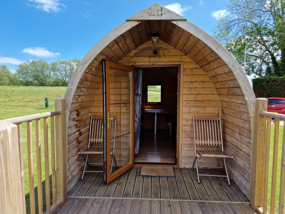 Rustic Pods Riverview Holiday Park Линкълн Стая снимка